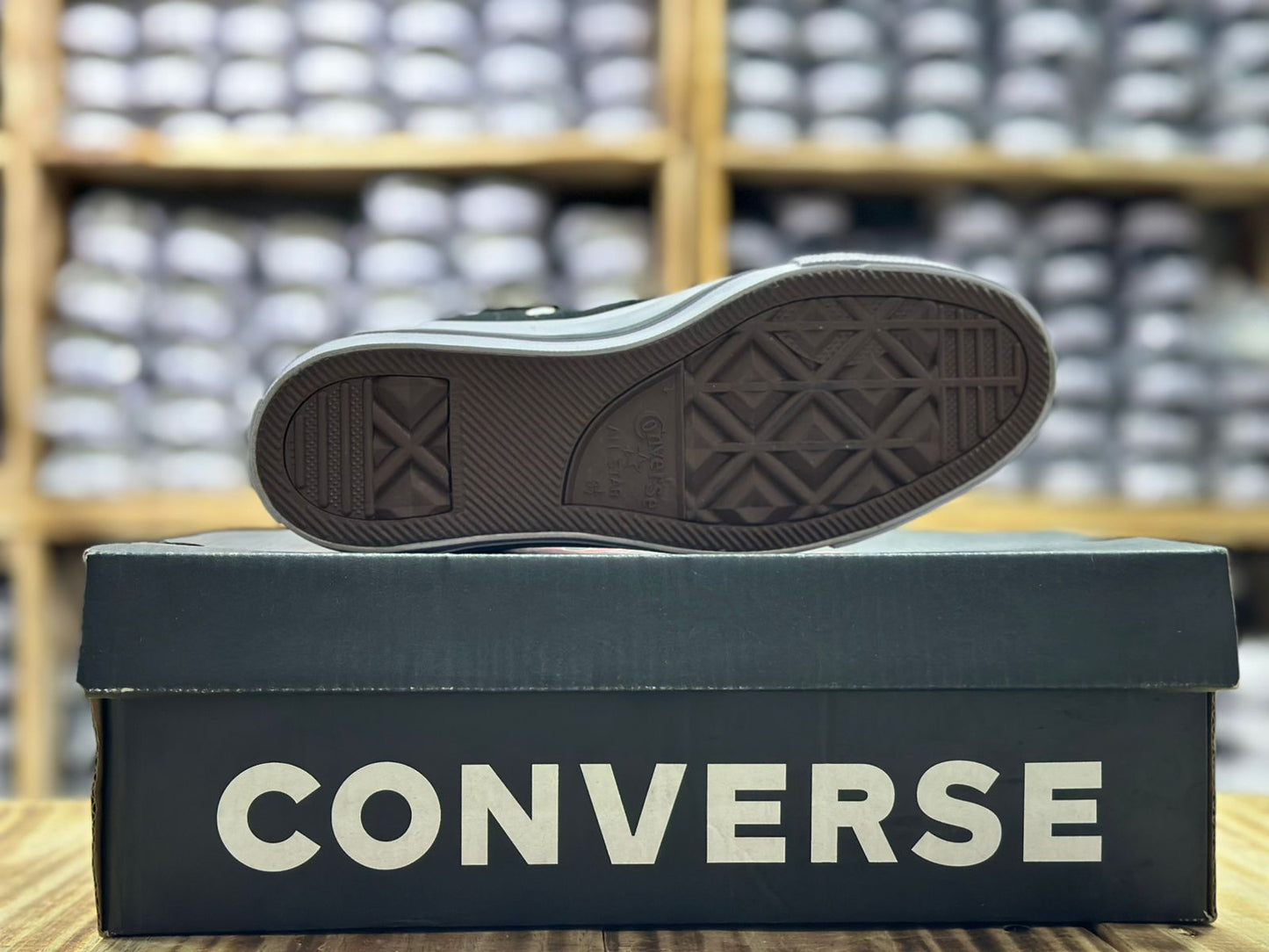 Converse bota clásica negra
