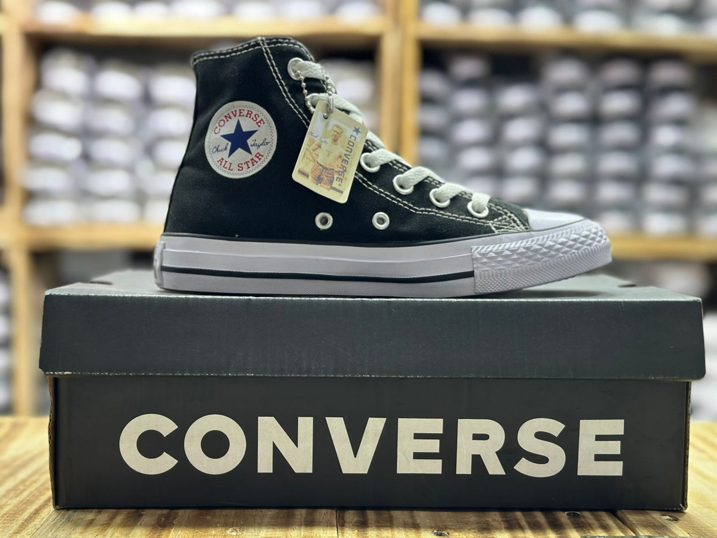 Converse bota clásica negra